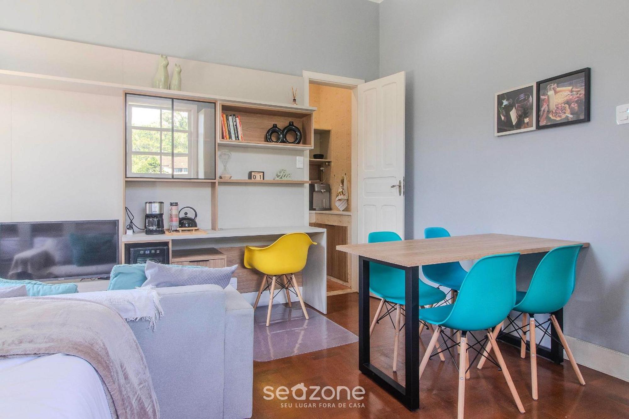 Apartamento Estudio Completo Em Moc0210 Petrópolis